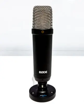 RODE - NT1 Signature Series Studio Condenser Microphone - Black